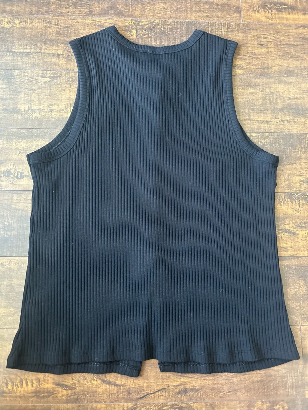 Old Navy Black Ribbed Button-Front Tank - Picture 2 of 5